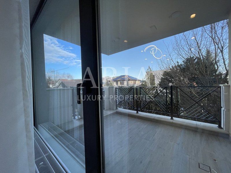 Apartament nou superb 4 camere TRIANA | PIPERA - Poză 2