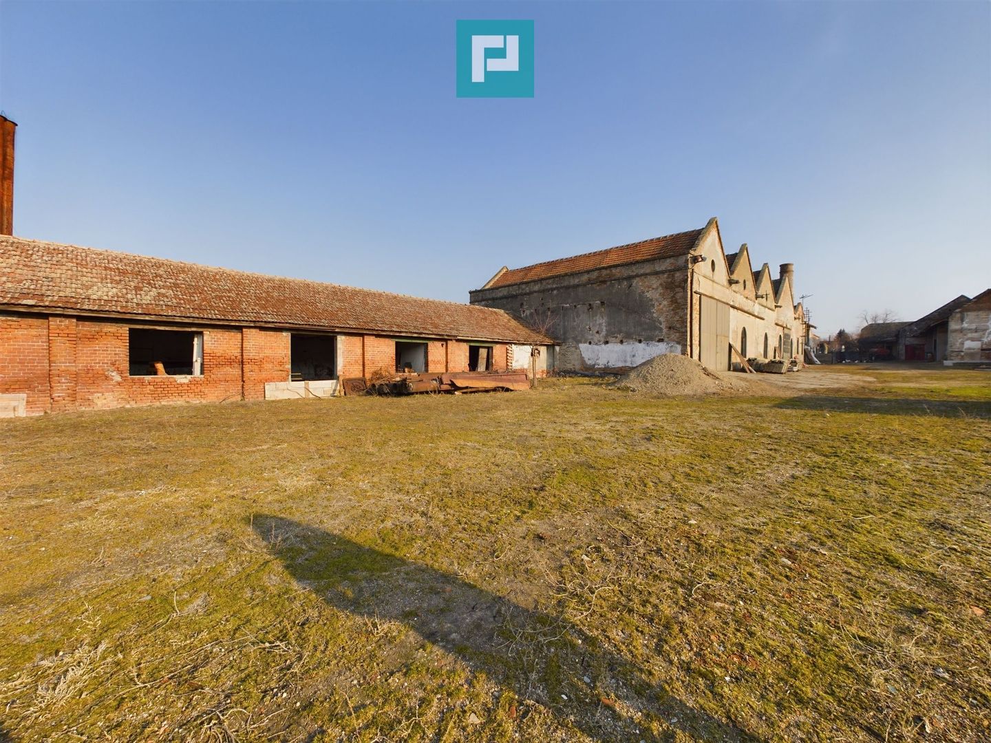 Teren și hale pe calea Aradului în Periam - Poză 10