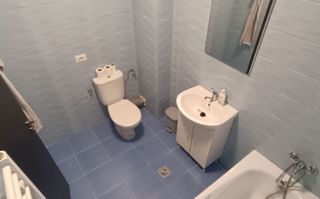 Apart. decomandat ( bucatarie separata+balcon ) + Parcare ! - Poză 12