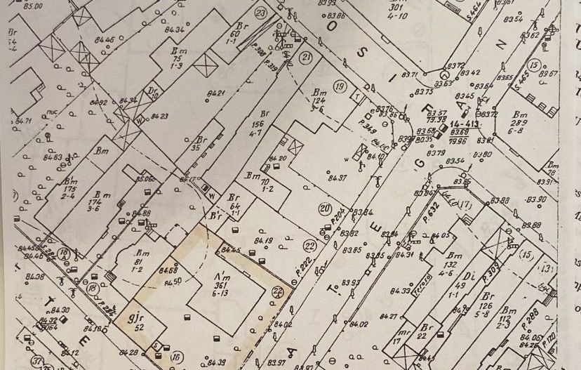 De vanzare teren + imobil locuibil 5 Camere Parcul Carol - Poză 3