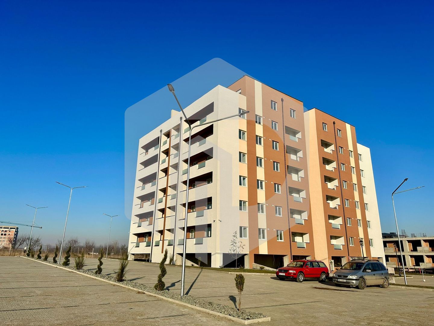 Decomandat - Apartament 3 camere  - Decomandat - Zona De Vest - Poză 2