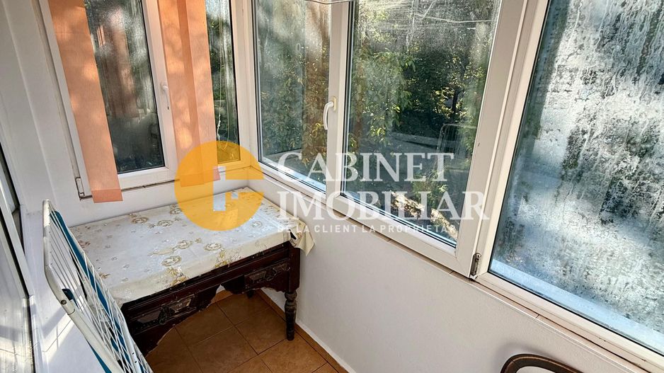 Apartament 2 Camere - Etaj 2 - Bloc Fara Risc - Zona Cantemir - Poză 8