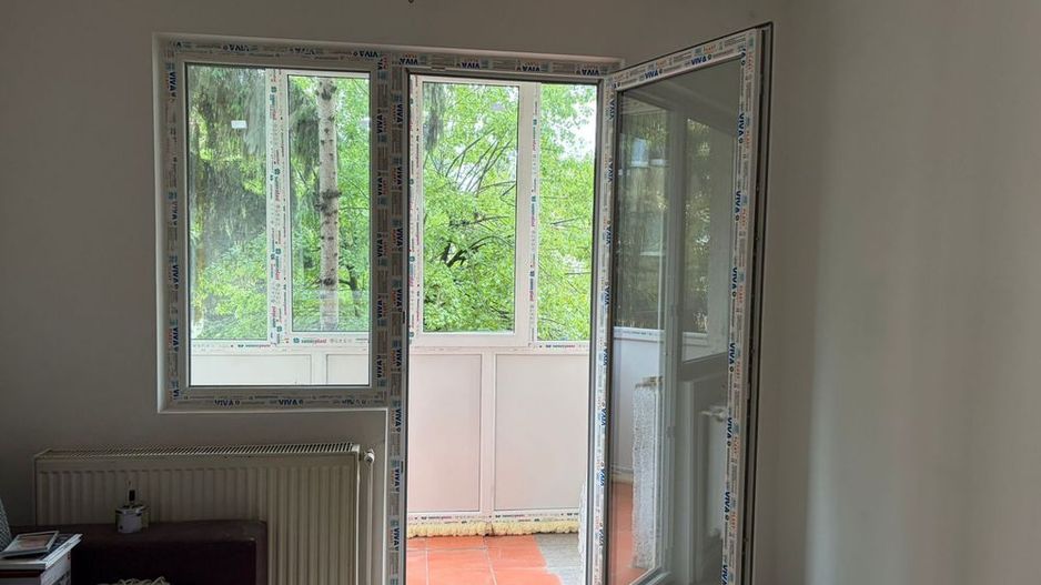 Dâmbu – Apartament 3 camere, etaj 2/4, balcon - Poză 7