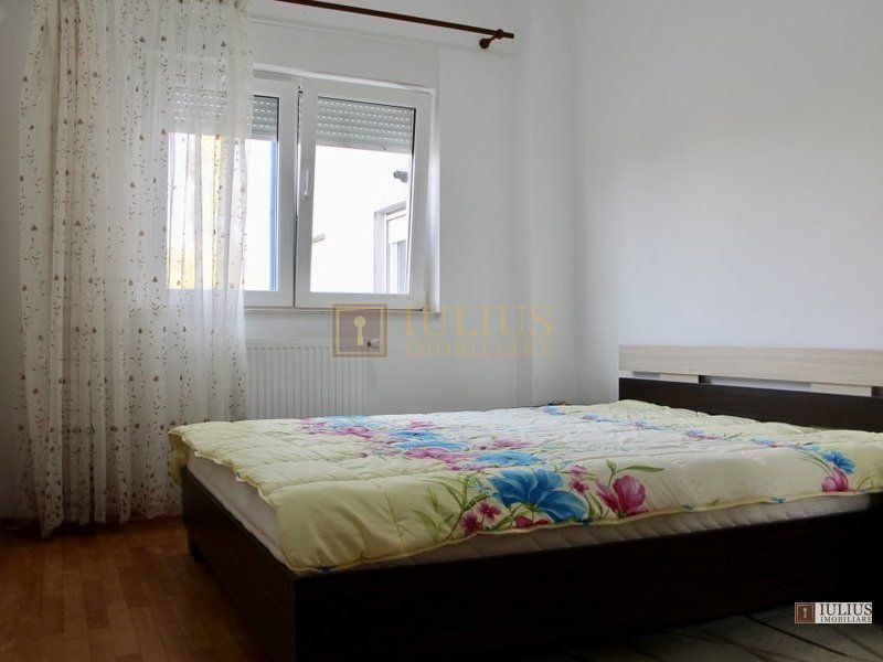 Aradului; parcare privata, include Ctr. A.F.P - Poză 12