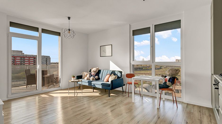 Redescoperă bucuria de a fi ACASĂ! Investește în inima Aradului - Poză 1