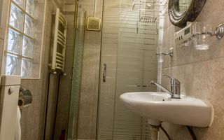 1 camera, curte, 42 mp, Andrei Muresanu, Zona Engels Bistro, Parcare - Poză 6