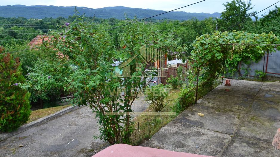 CASA 5 CAMERE, TEREN 606 MP, CAPU PISCULUI (GODENI ARGES) - Poză 17