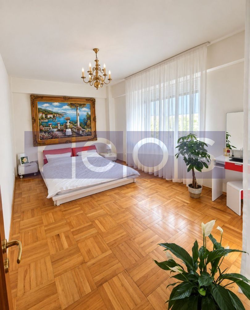 VANZARE VILA D+P+1+M | ZONA MIHAI BRAVU - Poză 3