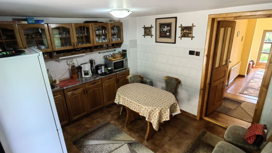 Casa/Vilă  aproape de pădure Vâlcele + 1235 m² teren 160.000 EURO - Poză 6
