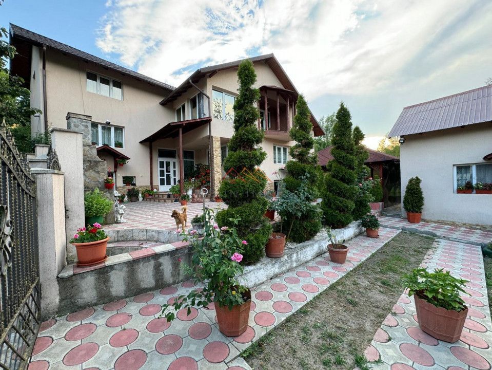 Casa 4 camere, anexe, recent renovata, foisor, teren 781mp, Izvoru, DB - Poză 16