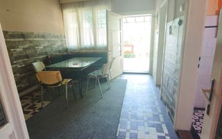 Casă 90 mp utili, 400 mp teren singur in curte Central (Primăverii ) - Poză 4