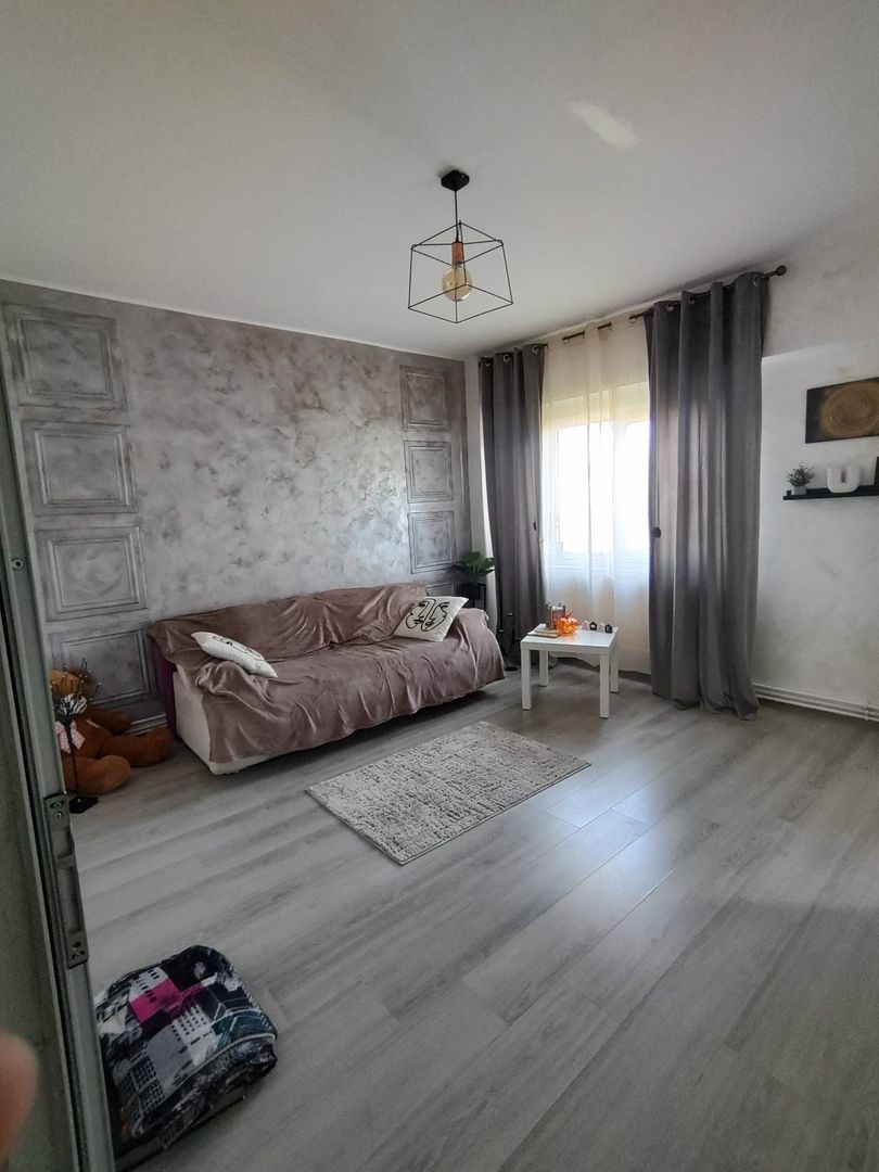 Garsoniera de vanzare – zona IC Frimu, aproape de str. Aurel Vlaicu - Poză 1