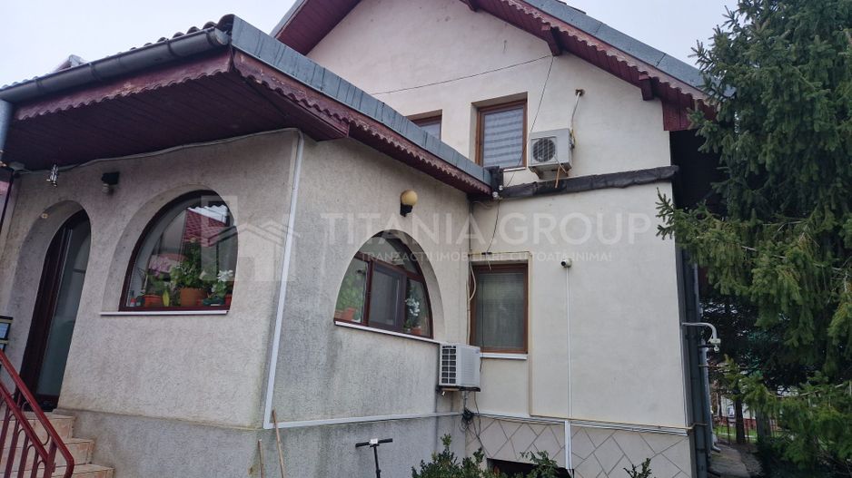 Casă spațioasă, cu teren generos – Alexandria, jud. Teleorman - Poză 2