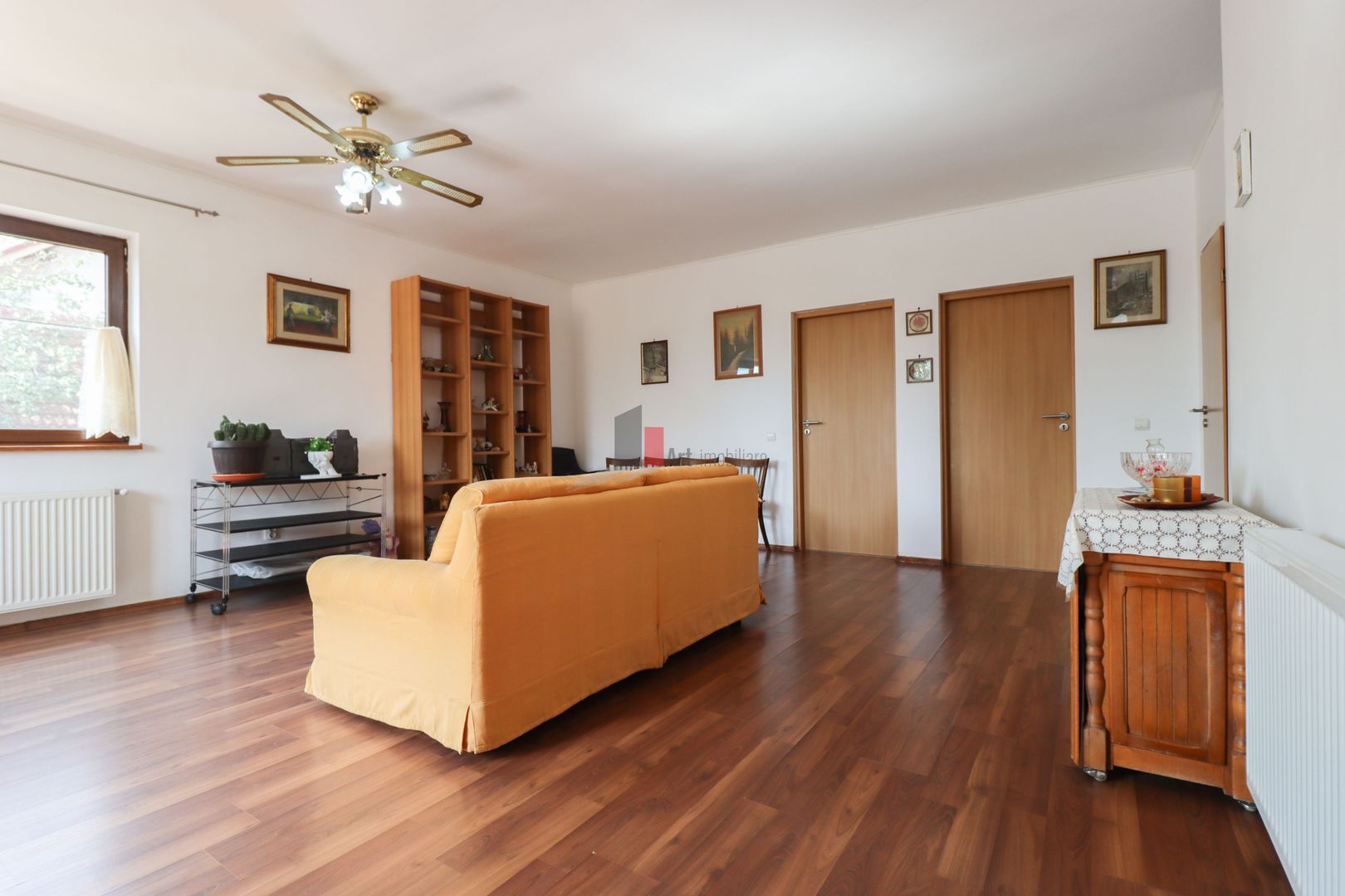 Vila "SEPHARA", teren 700 mp,  292 mp suprafata totala, NEGOCIABIL - Poză 6