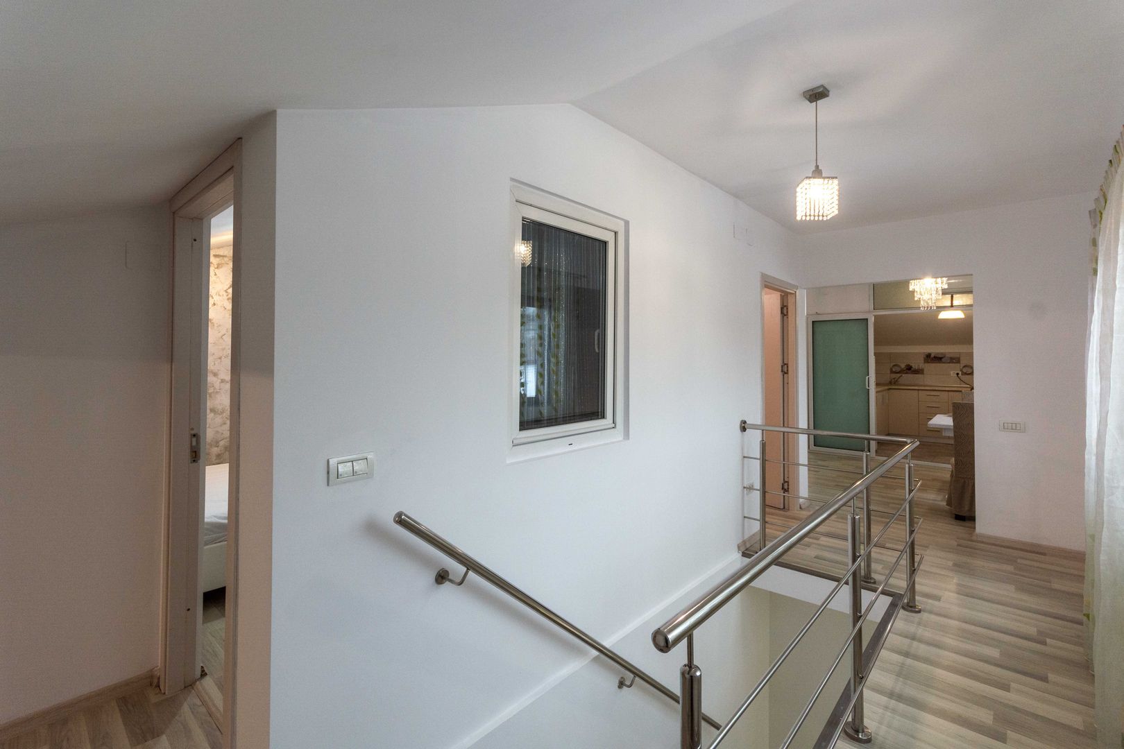 Bucurestii Noi - Chitila Ap 3  camere la curte, terasa, comision 0% - Poză 13