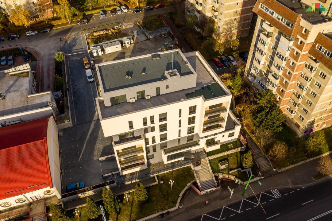 Apartament 3 camere, nou, proiect rezidenţial premium - Poză 2