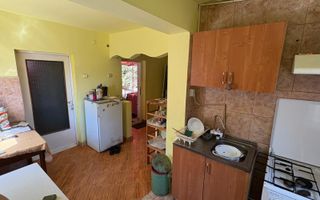 Casă familială pe un teren generos de 1.400 m² – Cristesti - Poză 6