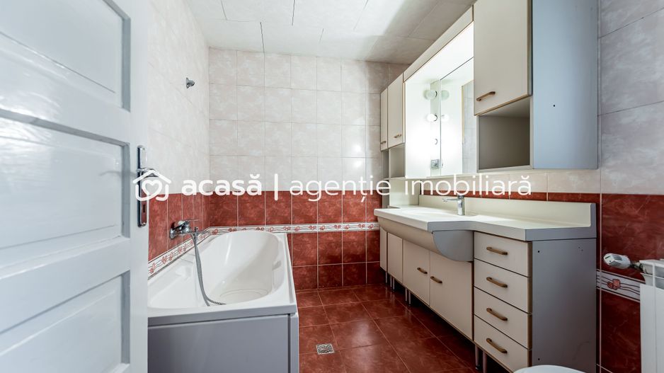 Casa 5 camere - Cartierul Functionarilor - Teren 421 mp - COMISION 0 - Poză 8