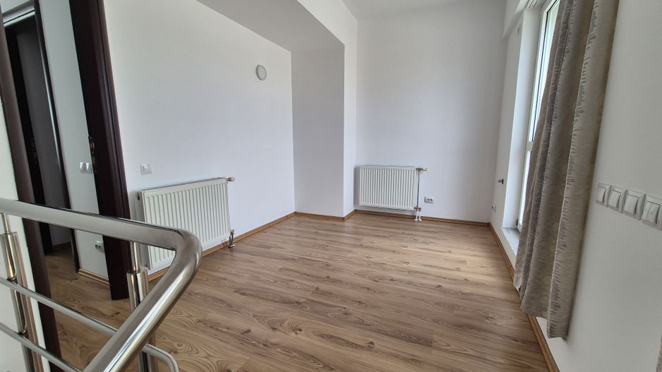 Penthouse exclusivist 134,17 mp + loc de parcare 50 euro/luna - Mall Vitan - Poză 12