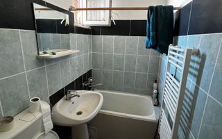 Apartament 2 camere de vanzare – Micro 6 / limita cu OM zona linistita - Poză 7