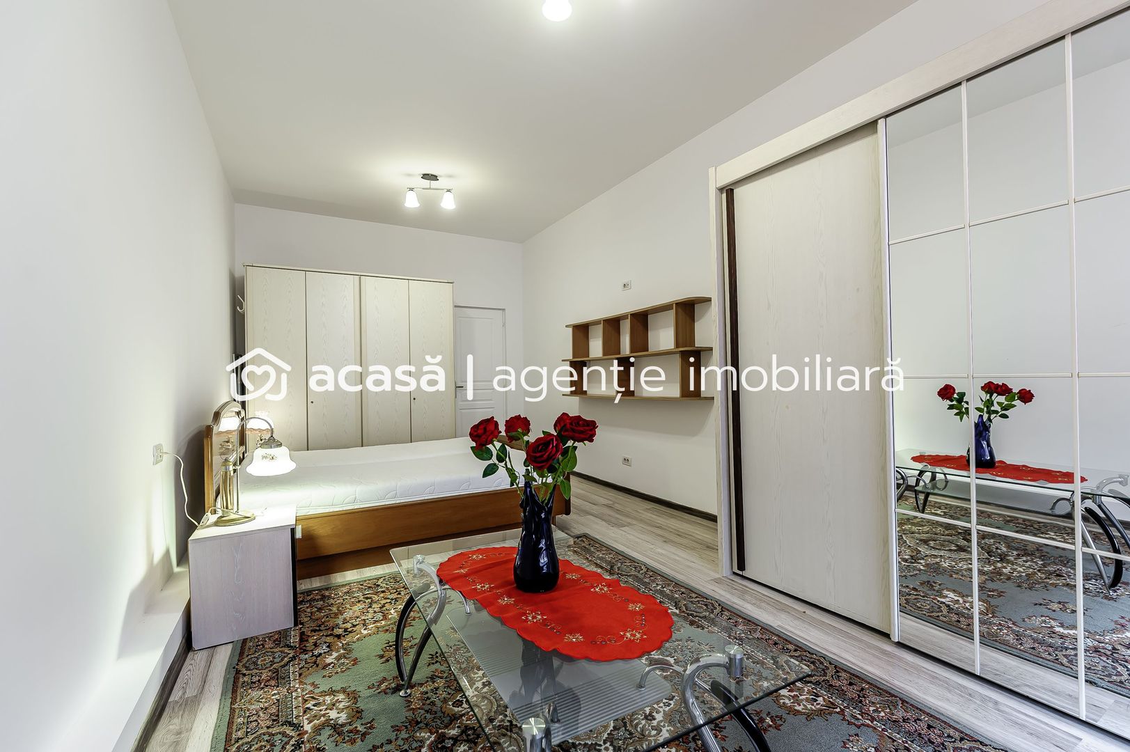Apartament contemporan în Palatul Neumann, Arad. - Poză 2