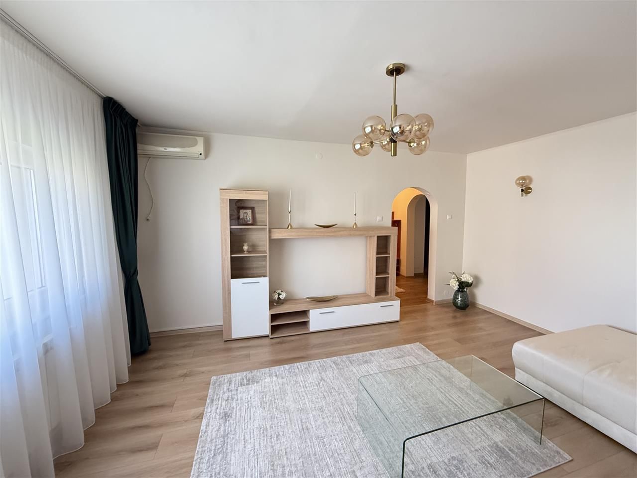 Inchiriere apartament 3 camere Calea Vitan - Vitan Mall Bucuresti - Poză 4