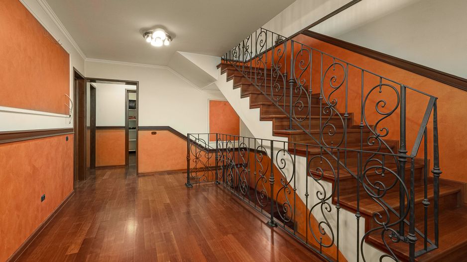 RAHOVA Salaj Vila 2007 S+P+1+M calitate superioara 370 mp - Poză 19