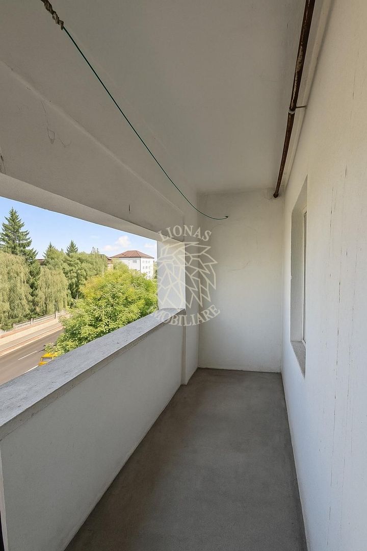 Oferta! Apartament decomandat 2 camere-balcon-investitie-Central - Poză 5