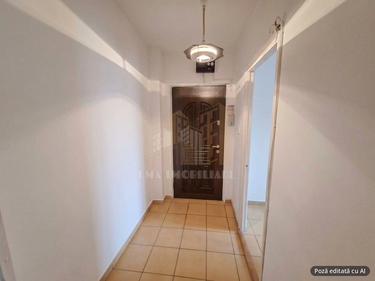 Apartament 3 camere semidecomandat Barbu Lautaru Brasov - Poză 2