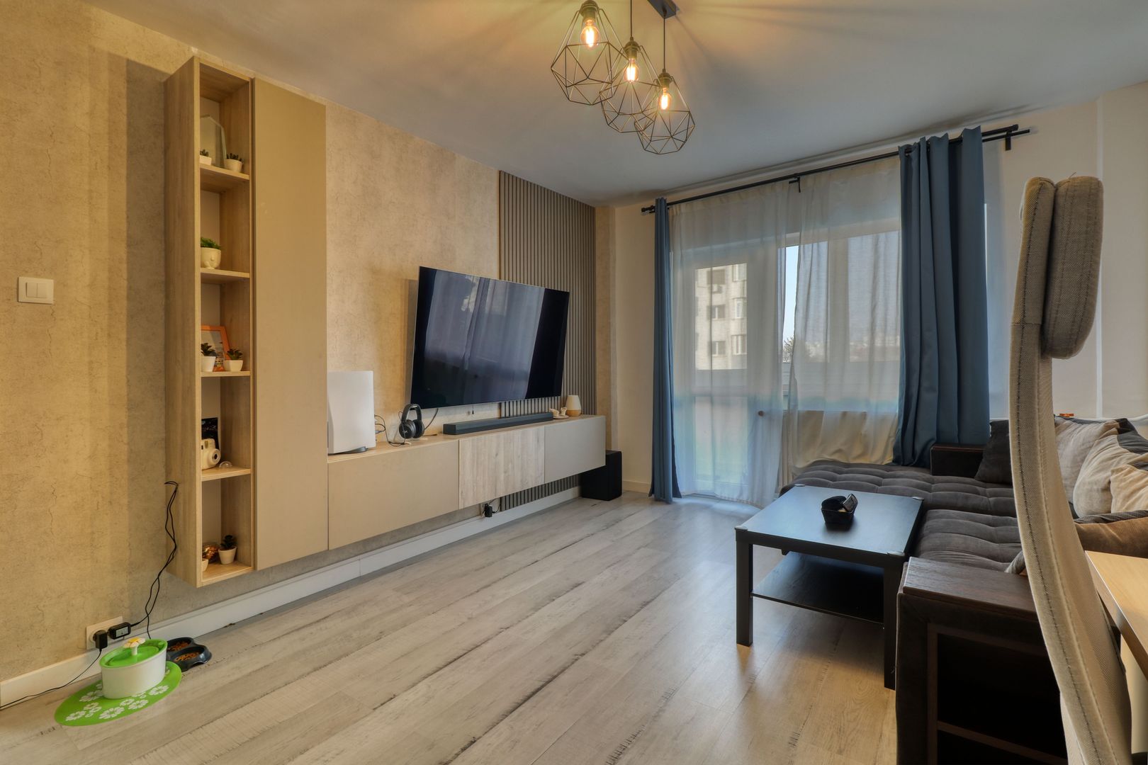 Victoriei- Banu Manta- 3 camere, renovat integral, 0% Comision - Poză 2