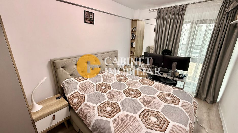 3 Camere Decomandat + 2 Bai + LOC DE PARCARE - Etaj 1  -  Zona Galata - Poză 3