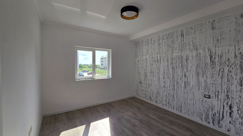 Apartament 3 camere, Zona Torontalui, Nemobilat, Bloc Nou, Loc de parcare inclus - Poză 4