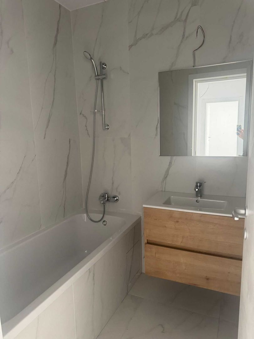 De vanzare apartament 2 camere , zona  Cartier Solar - Poză 7