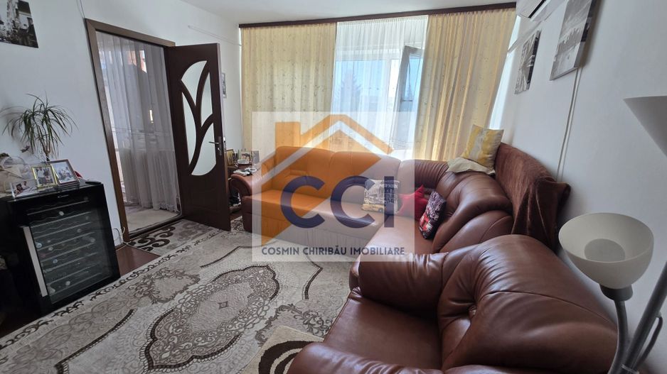 Apartament cu personalitate, logie și boxă – Strada Neptun, nr. 6 - Poză 3