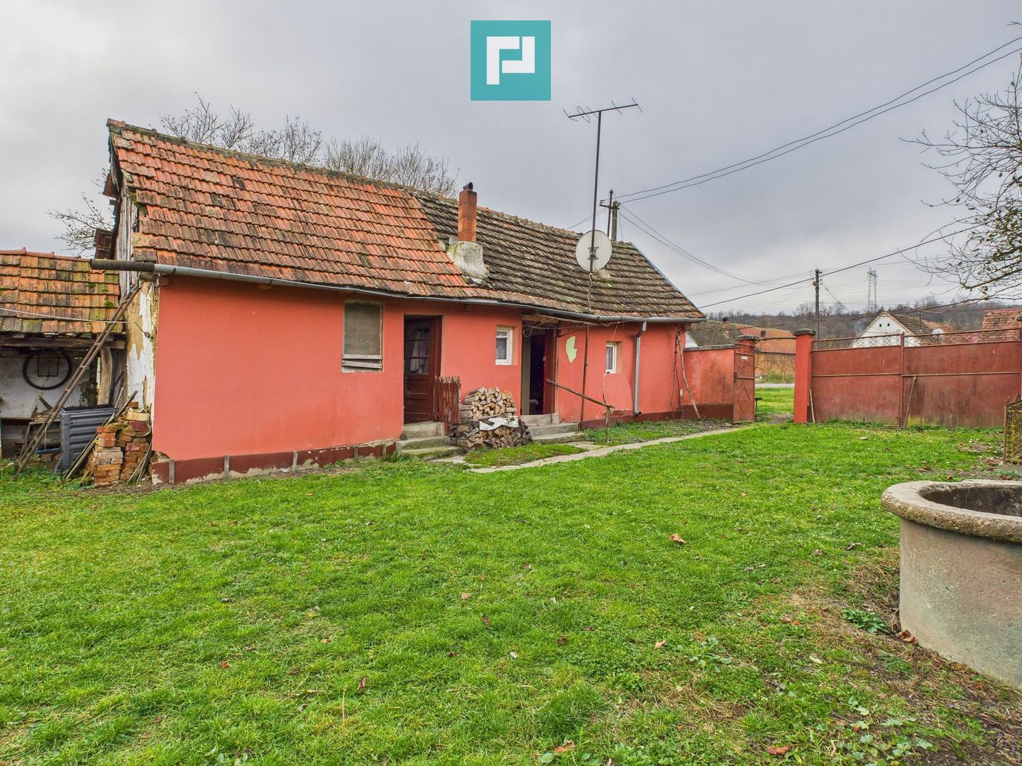 Casă, anexă şi grădină – Dorgoş - Poză 3