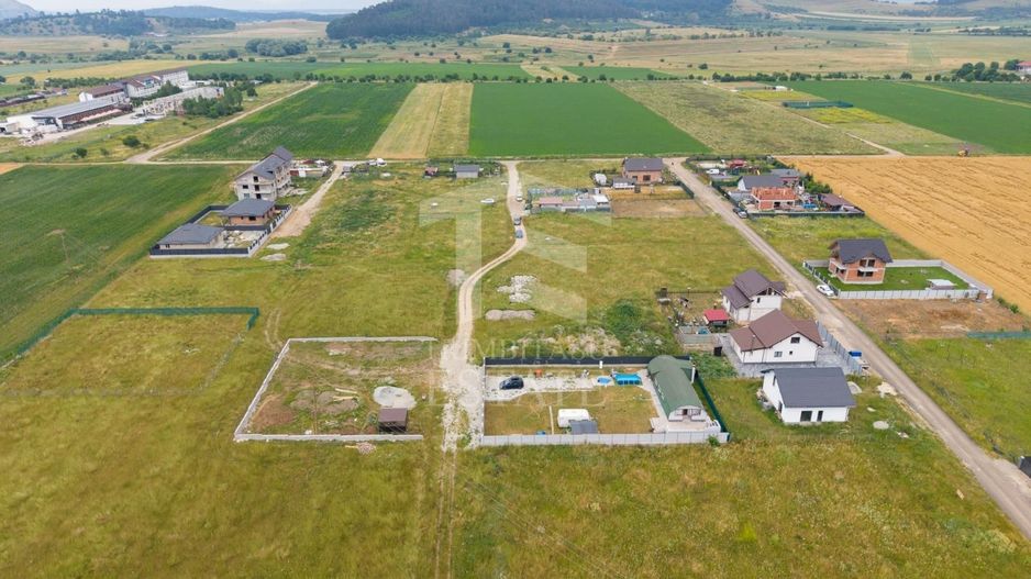 Sanpetru |Teren intravilan 733mp | 3 fronturi stradale - Poză 14