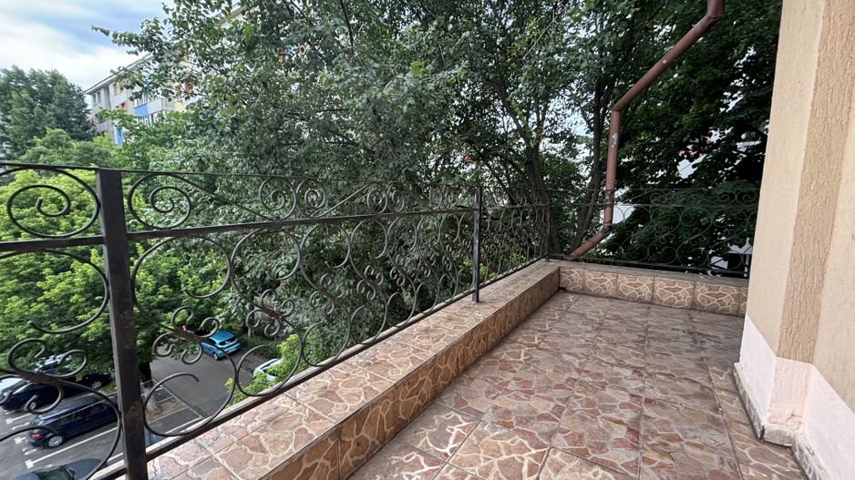 APARTAMENT 3 CAMERE | 80MP | TERASA 44MP - Poză 2