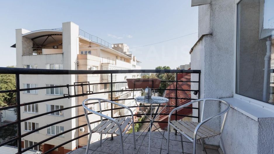 Vânzare, apartament, 2 camere, strada Mihail Kogălniceanu, Centru - Poză 1