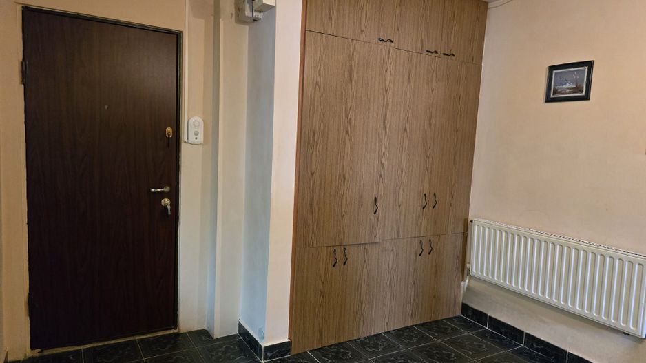 Apartament cu 3 camere de vanzare in Turda - Poză 2