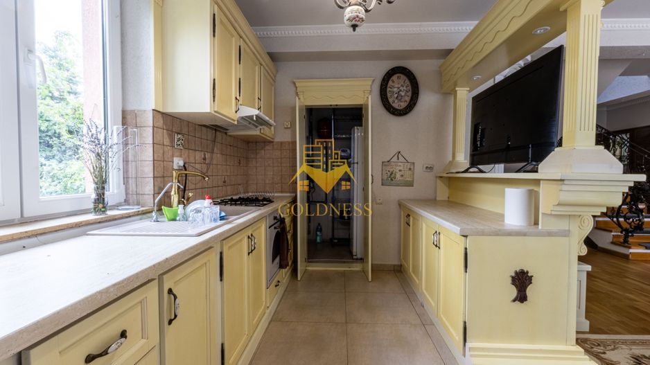Casa individuala, 5 camere, dressing,garaj, 1000 mp gradina, Borhanci - Poză 24