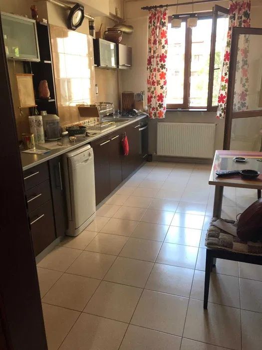 Apartament 2 cam VANZARE+LOC DE PARCARE SUBTERAN!!! - Poză 4