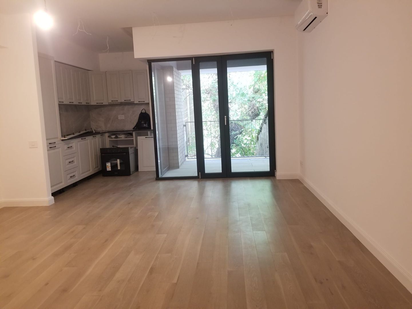 Apartamente 2 camere bloc nou Universitate Armemeasca prima Inchiriere - Poză 50