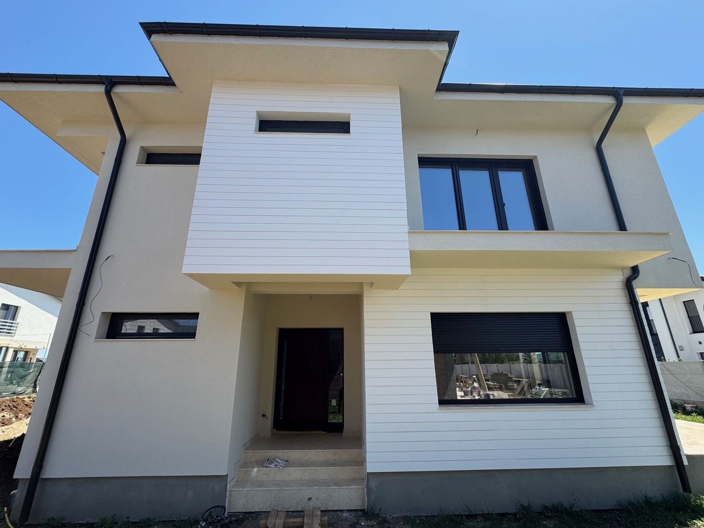 Vile PASIVE Tunari, asfalt, toate utilitatile, zona BUNA - Poză 1