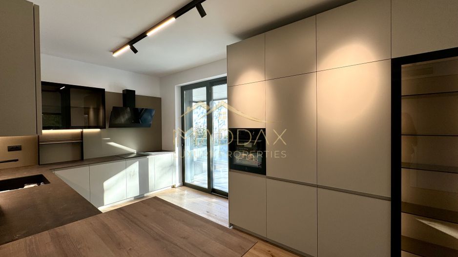 Vila cu 5 camere  *366mp* / Curte privată + piscina*315mp*/ Pipera - Lake View - Poză 16