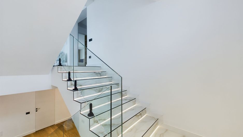 Vilă extravagantă pe Lacul Snagov - Poză 8