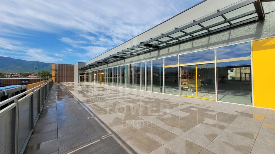 Spațiu comercial de închiriat – 1.200 mp + terasă 350 mp – Cisnădie - Poză 1