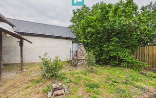 Casă P+M cu grădină generoasă în Ineu - Poză 22