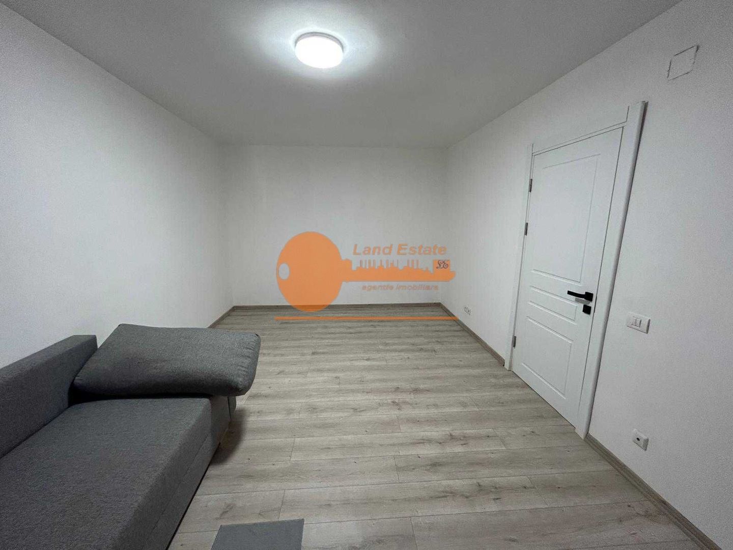 2 camere Crangasi -Ceahlaul ( 600 m metrou ) - Poză 3