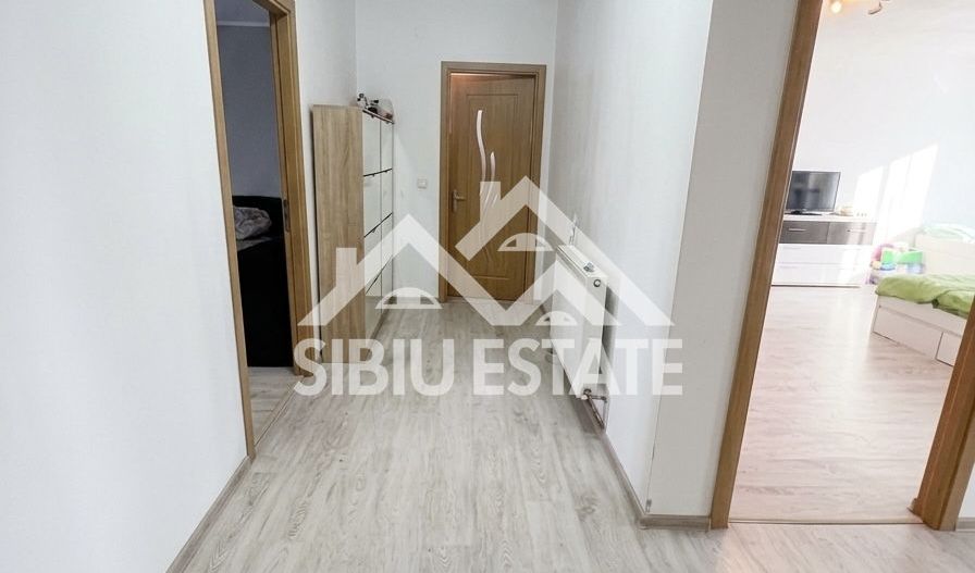 Apartament 2 camere | Balcon panoramic | Str. Rusciorului - Poză 2
