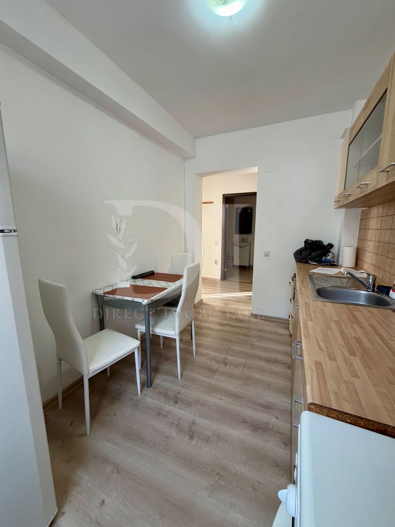 Apartament decomandat / etaj intermediar / Zona Florilor - Poză 8
